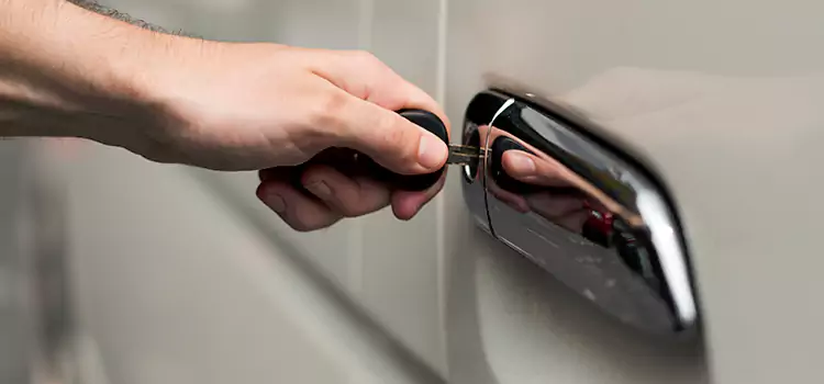 Why Choose Our Auto Locksmith Team in Owatonna, MN?